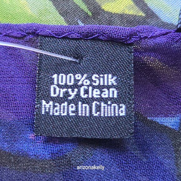 NWT The Met Silk Scarf Tiffany Irises Stained Glass Flowers Floral - Picture 3 of 9